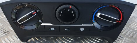 Hyundai_I20_MK2_SE_Heater_Control_Panel_Switch_97250-C8910-1256886804.jpg